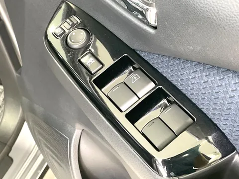Mitsubishi eK X