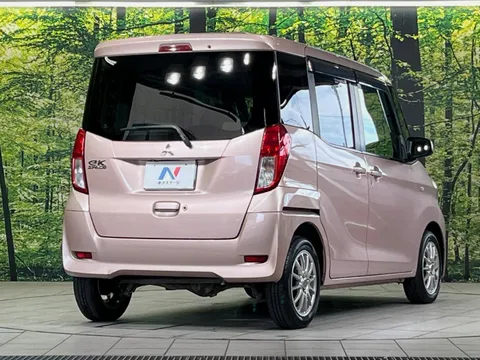 Mitsubishi eK Space