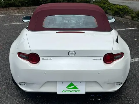 Mazda MX-5 (Roadster)