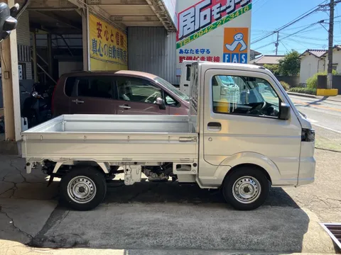 Nissan Clipper Truck