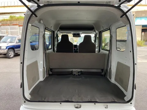 Nissan Clipper