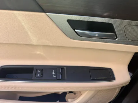 Jaguar XFL