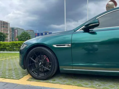 Jaguar XFL