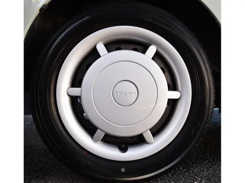 Daihatsu Mira Tocot
