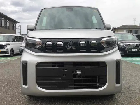 Mitsubishi eK Space