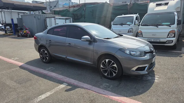 Renault SM3