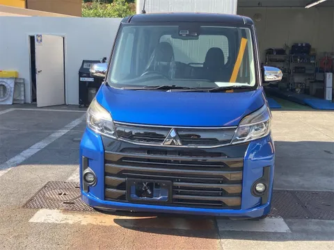 Mitsubishi eK Space
