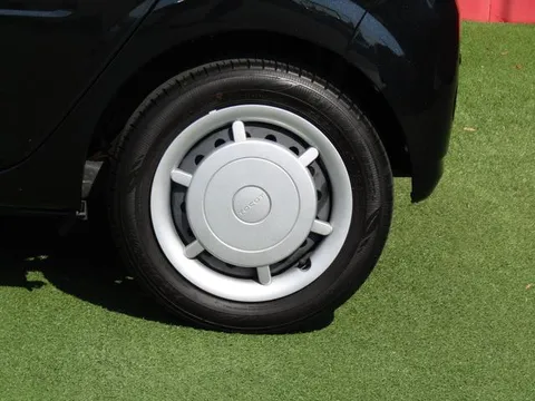 Daihatsu Mira Tocot