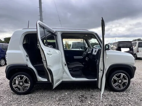 Mazda Flair Crossover
