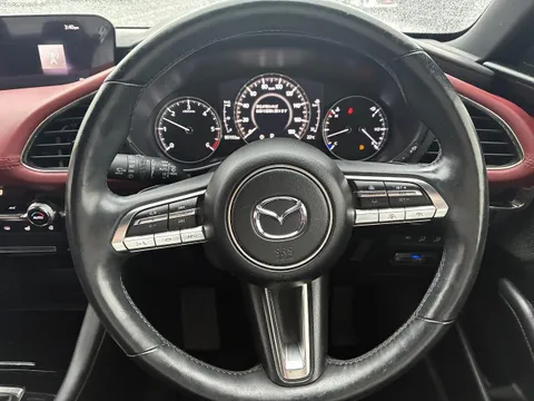 Mazda MAZDA3 Fastback