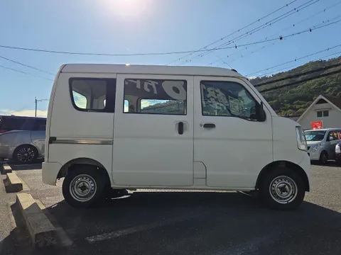 Nissan Clipper