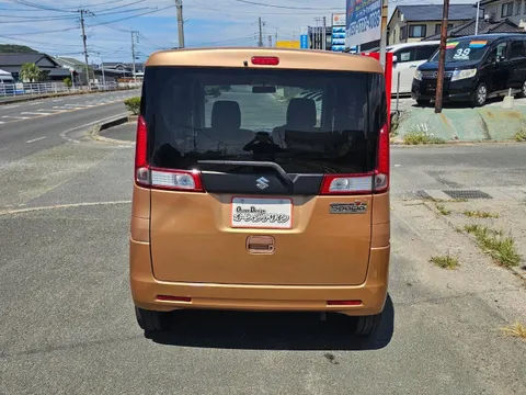 Suzuki Spacia