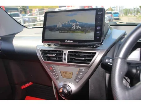 Toyota iQ