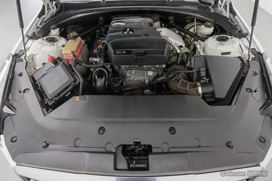 Cadillac ATS-L