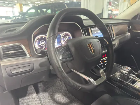 Hongqi HS7
