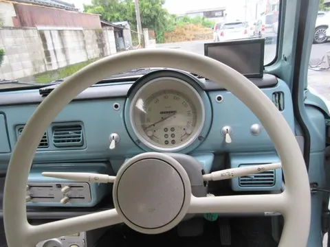 Nissan Pao