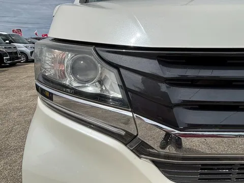 Honda N-WGN Custom