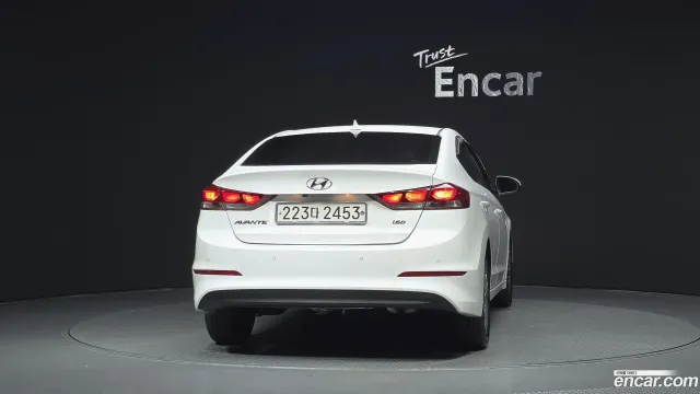 Hyundai Elantra (Avante)