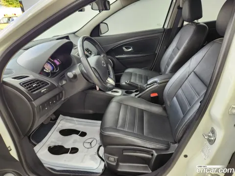 Renault SM3