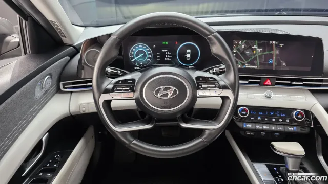 Hyundai Elantra (Avante)