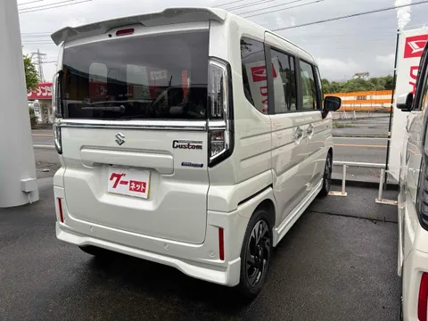 Suzuki Spacia Custom