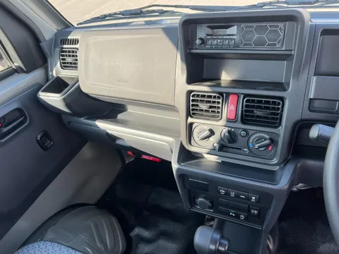 Nissan Clipper Truck