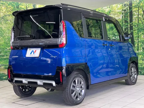 Mitsubishi Delica Mini