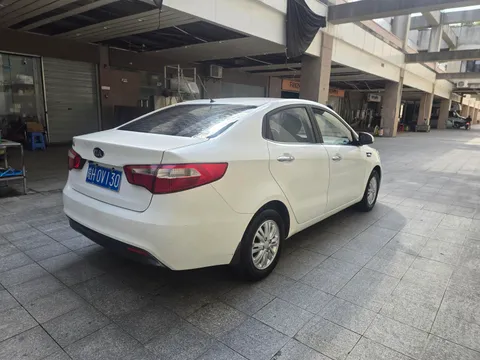 Kia K2