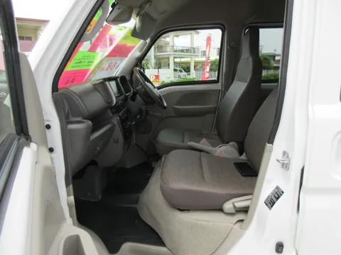 Nissan Clipper