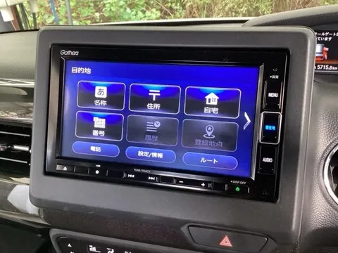 Honda N-BOX Custom