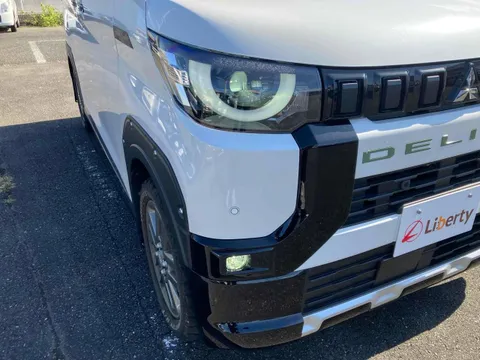 Mitsubishi Delica Mini