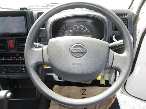 Nissan Clipper Truck