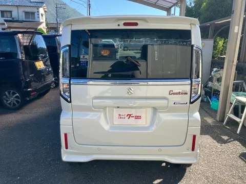 Suzuki Spacia Custom