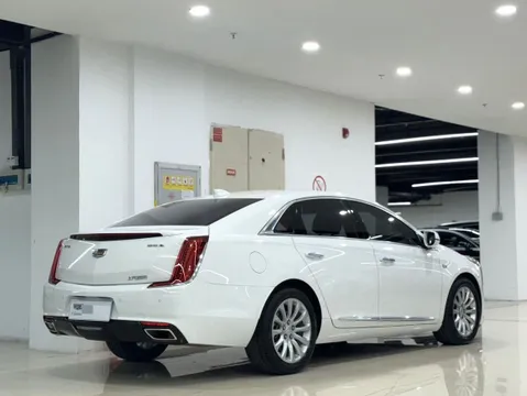 Cadillac XTS