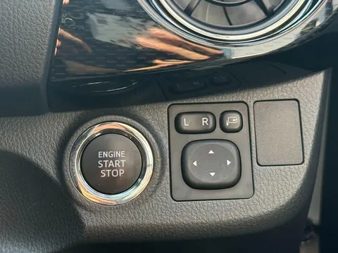 Toyota Yaris (Vitz)
