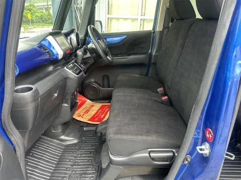 Honda N-BOX Plus