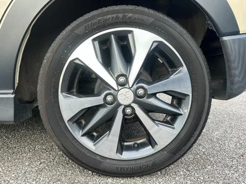 Mitsubishi eK X