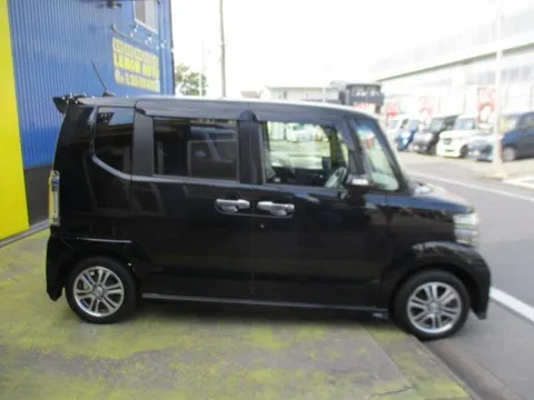 Honda N-BOX Plus Custom