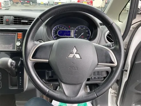 Mitsubishi eK Custom