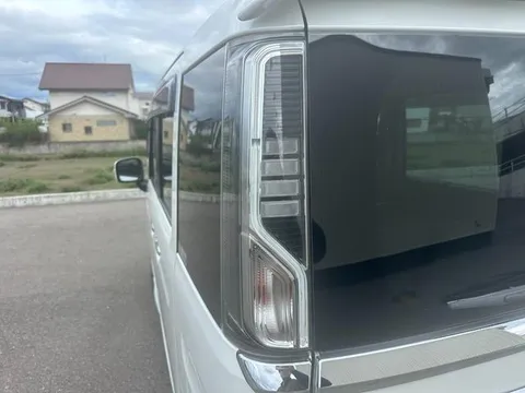 Suzuki Spacia Custom