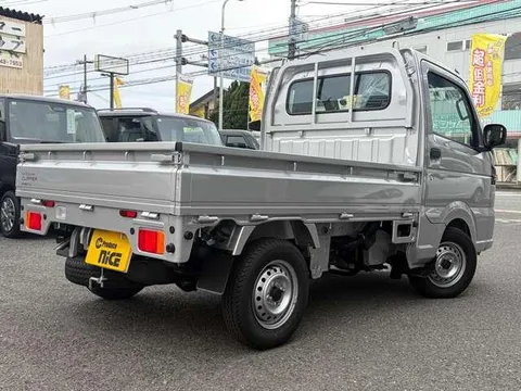 Nissan Clipper Truck
