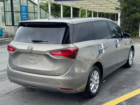 Buick GL6