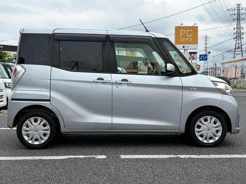 Nissan Dayz Roox