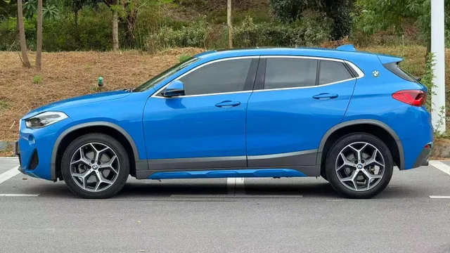 BMW X2