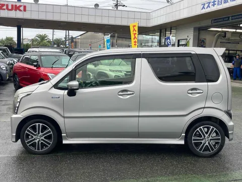 Suzuki Wagon R Stingray