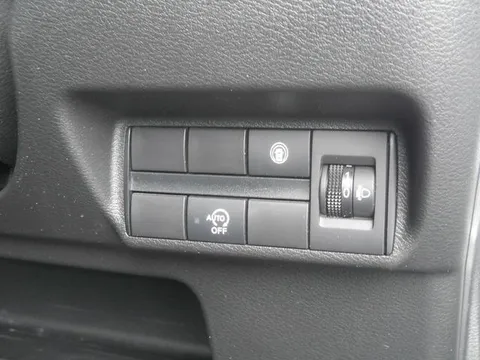 Mitsubishi eK X