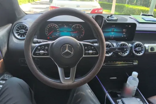 Mercedes-Benz GLB-Class