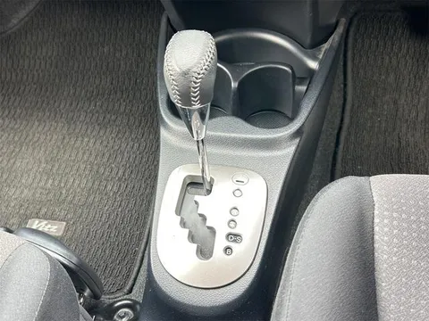 Toyota Yaris (Vitz)