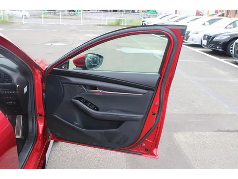 Mazda MAZDA3 Fastback