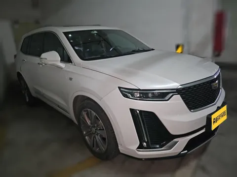 Cadillac XT6